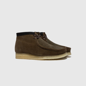 WALLABEE BOOT (OLIVE INTEREST)