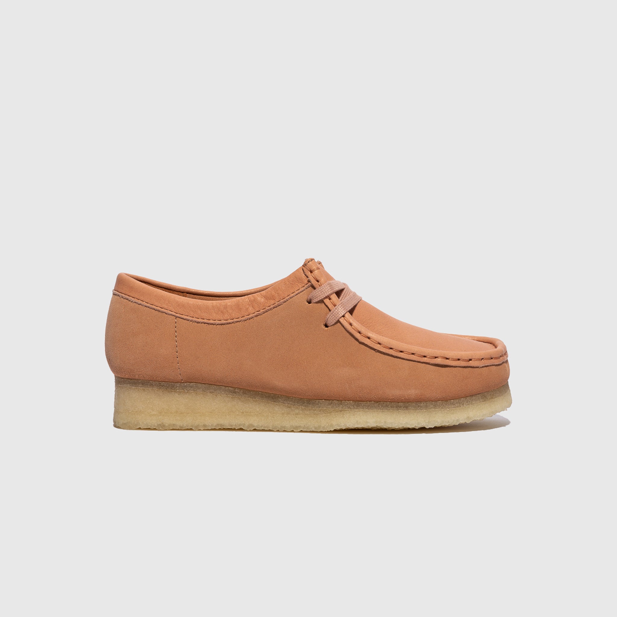 chuck wallabees