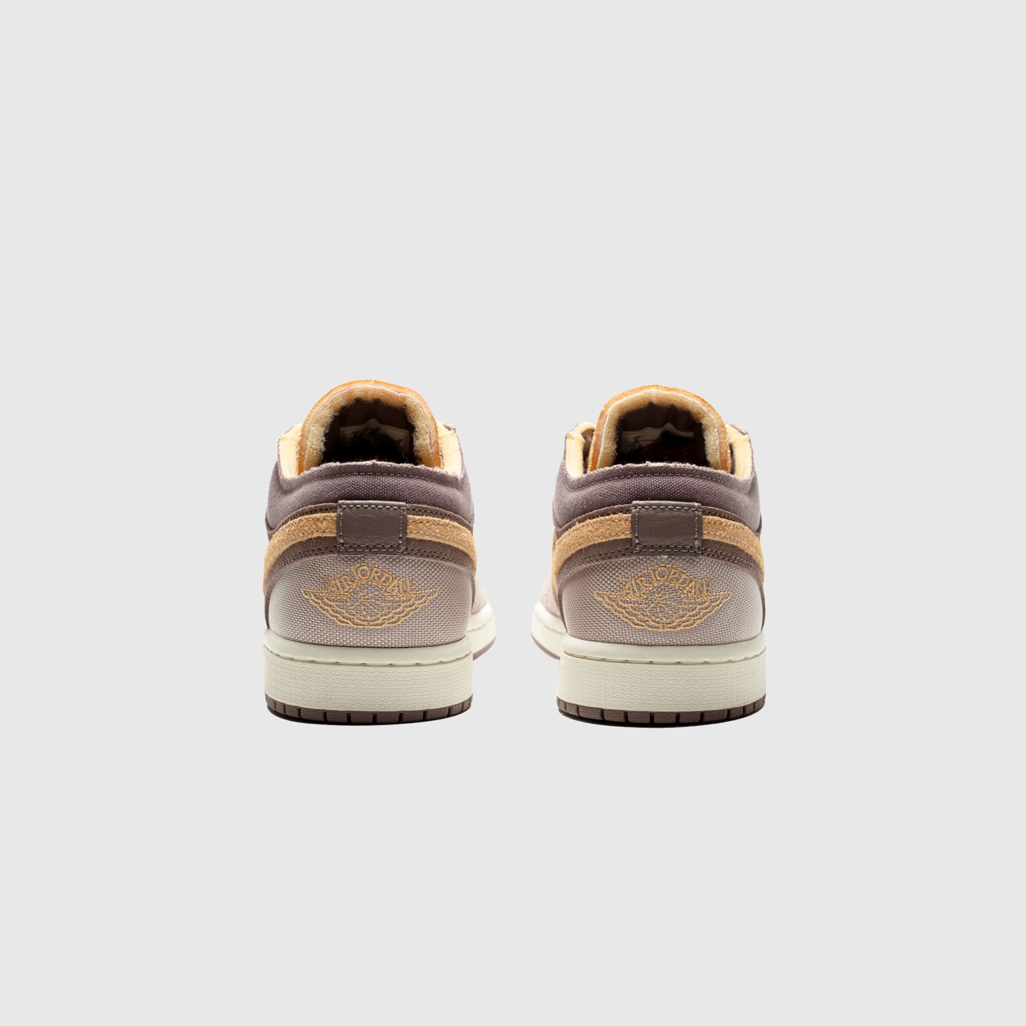 AIR JORDAN 1 LOW SE "TAUPE HAZE CRAFT"