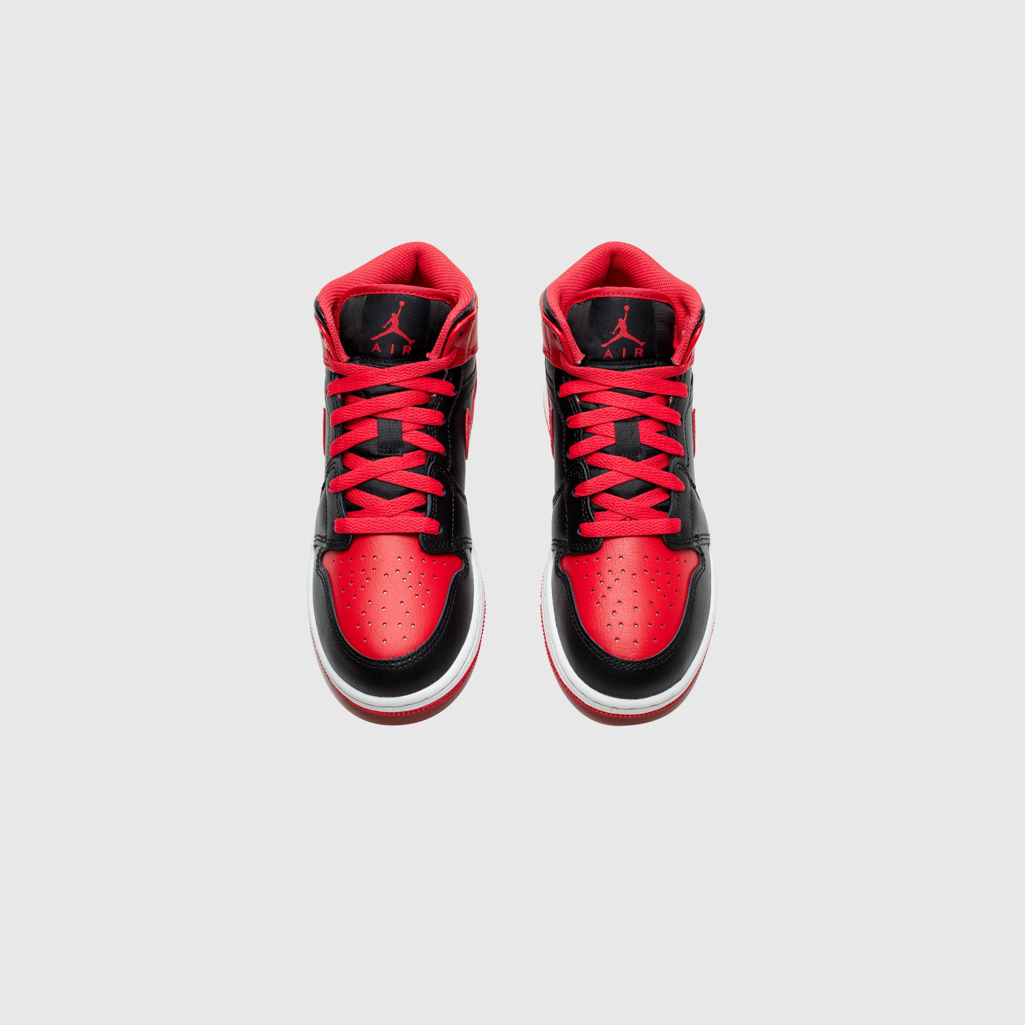 posterior piel padre AIR JORDAN 1 MID SE (GS) "FIRE RED" – PACKER SHOES