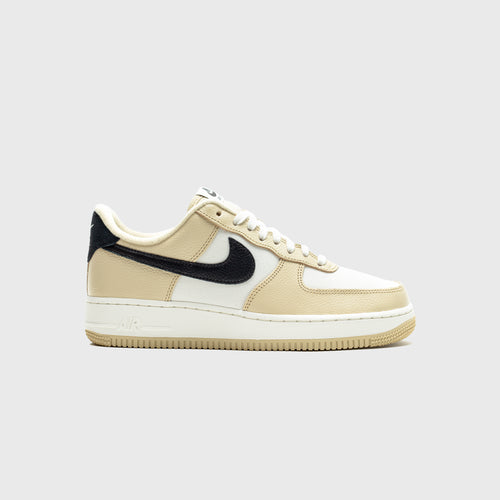 NIKE  AIRFORCE1 07LX TEAMGOLD  DV7186 700 FRONT 500x