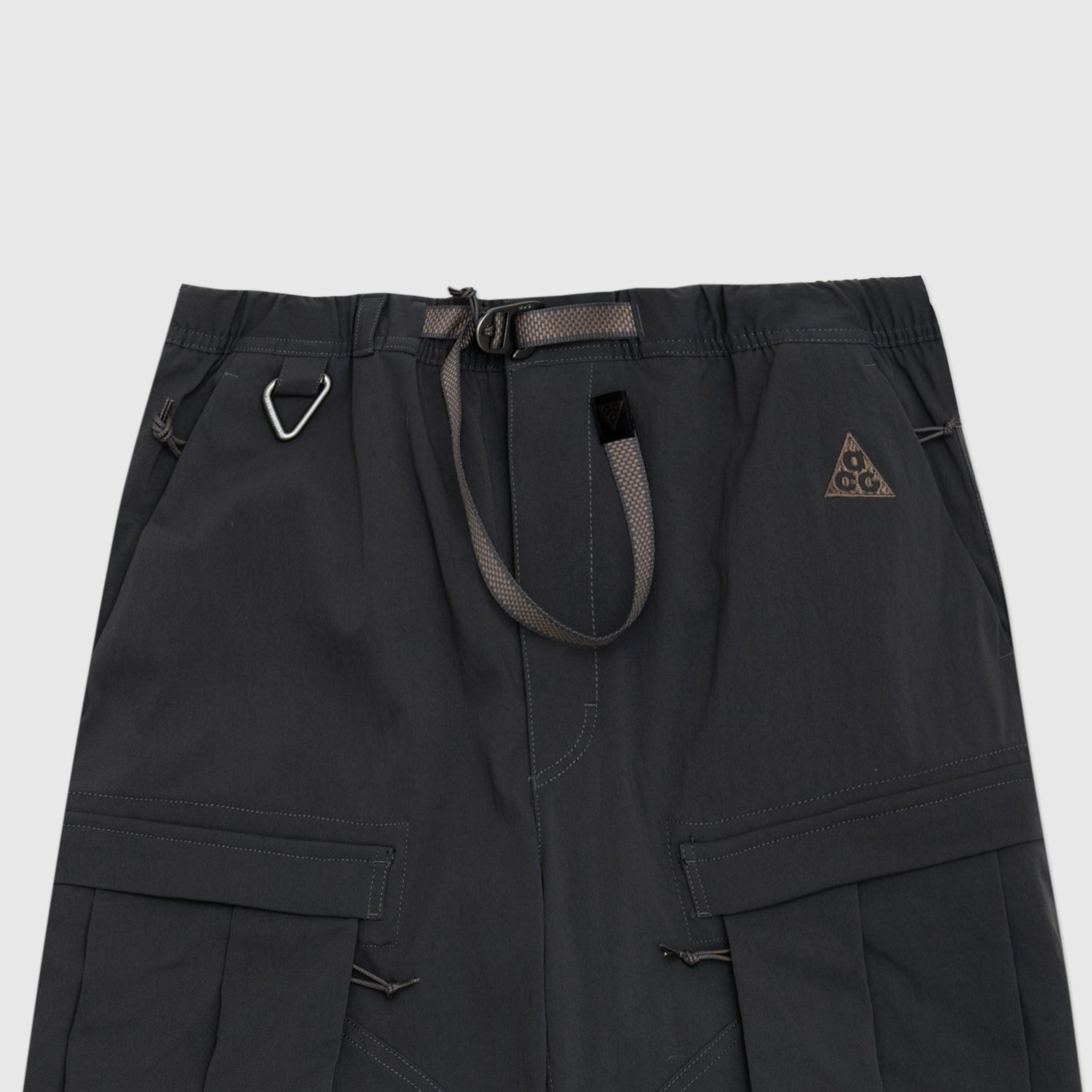 NIKEACG SMITHSUMMIT CARGOPANTS SMOKEGRAY FRONTWAIST