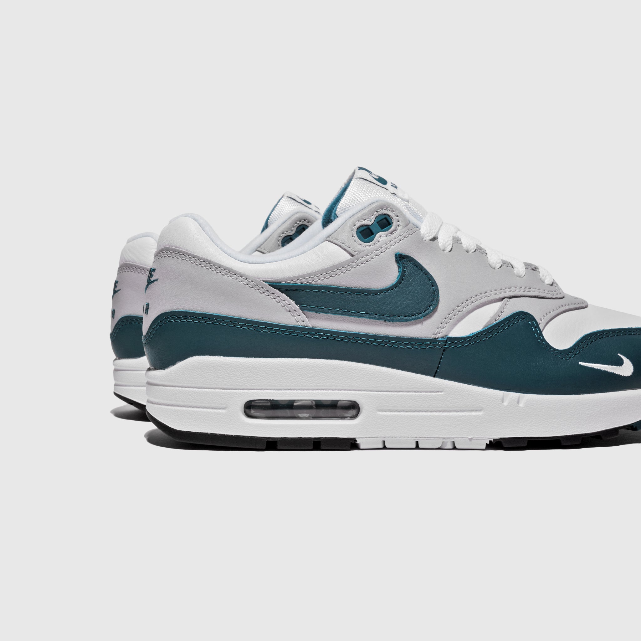 The Nike Air Max 1 LV8 Dark Teal Green & Obsidian Are Still