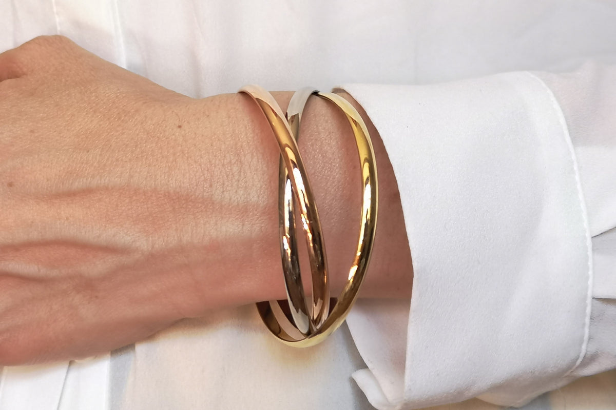 Trinity De Cartier Simple Style Cord Model Tri-color Interlocking Circles  Pendant Bracelet For Ladies Online