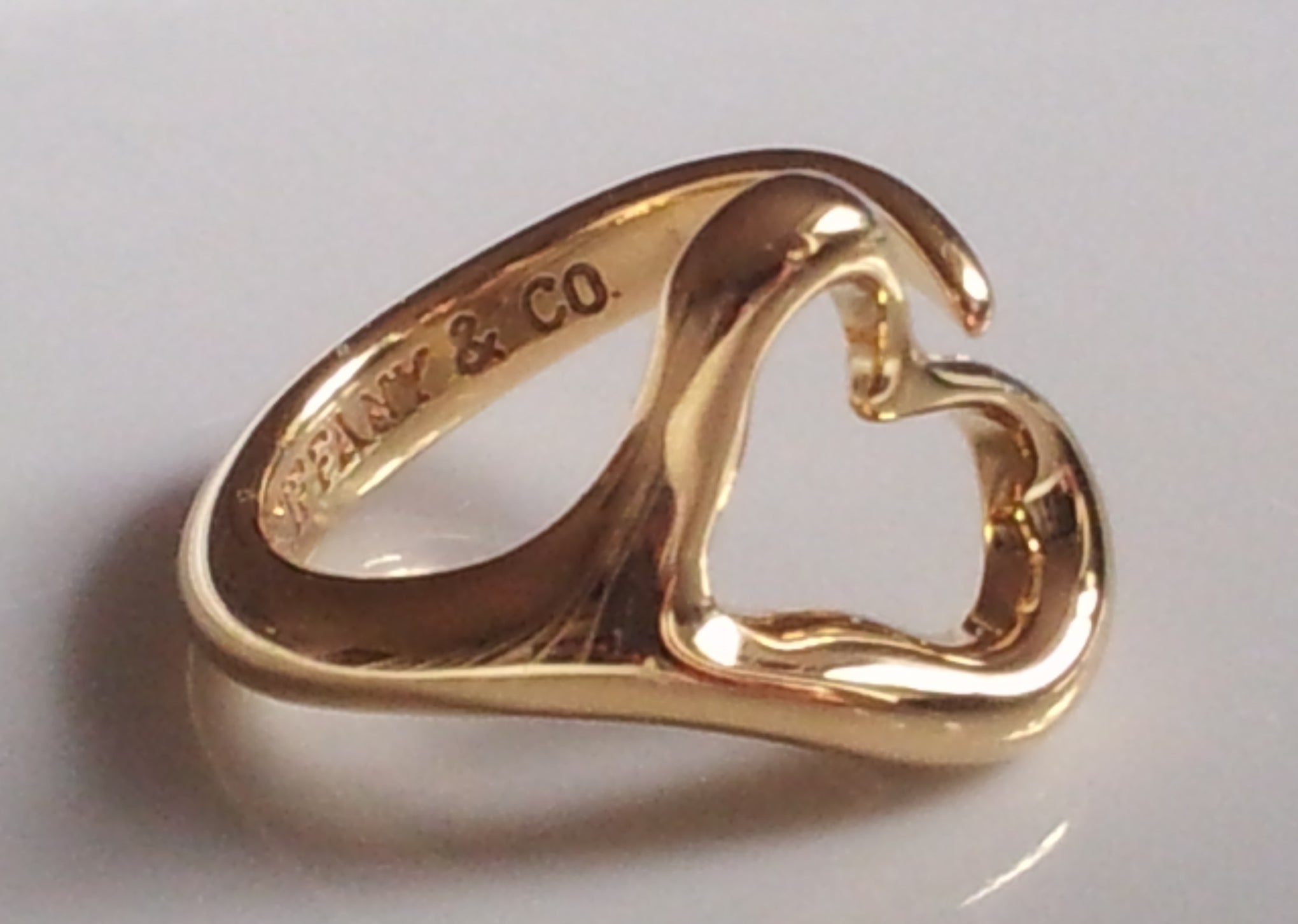 Tiffany & Co. Open Heart Ring by Elsa Peretti in 18K Yellow Gold. Size