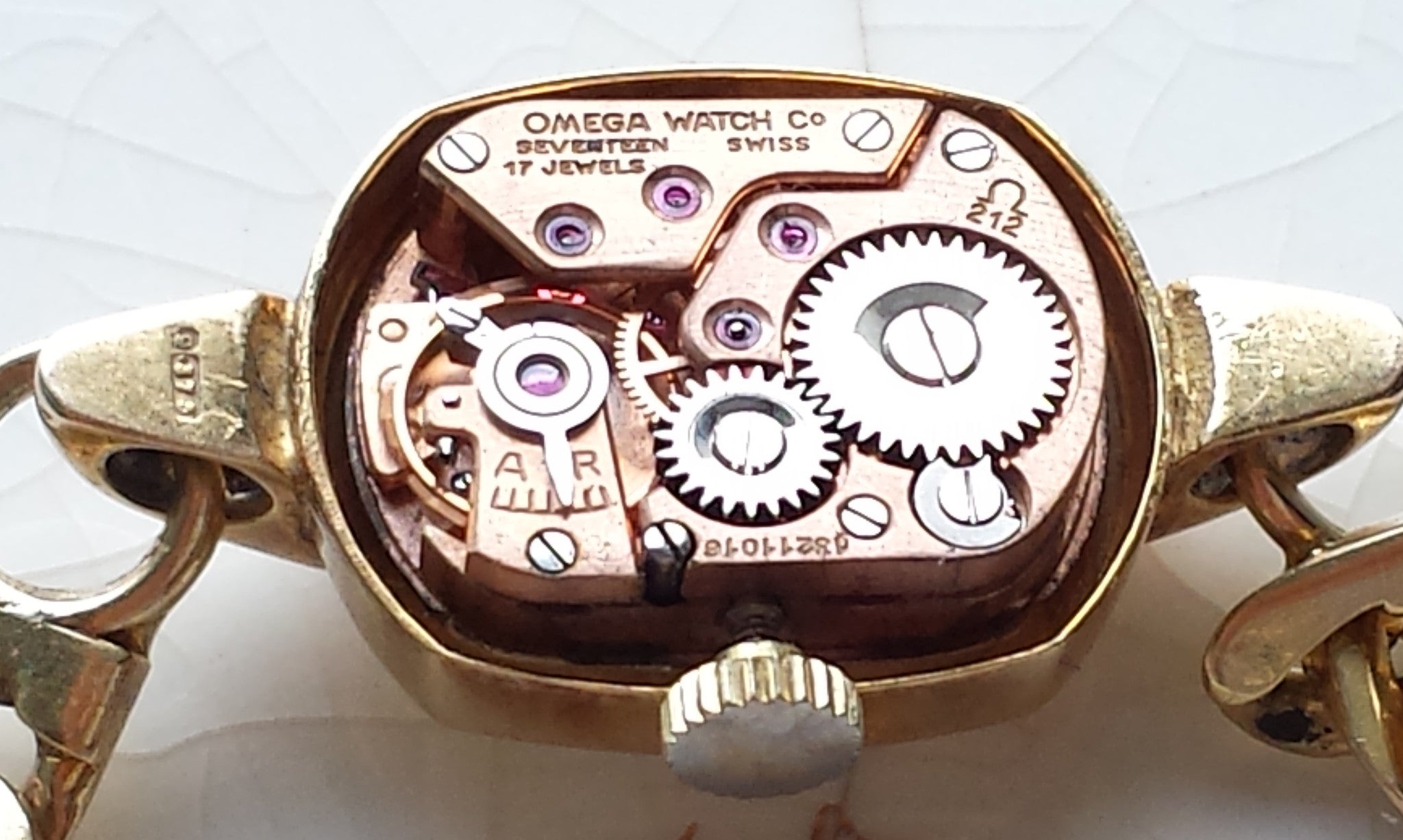 omega 17 jewel movement