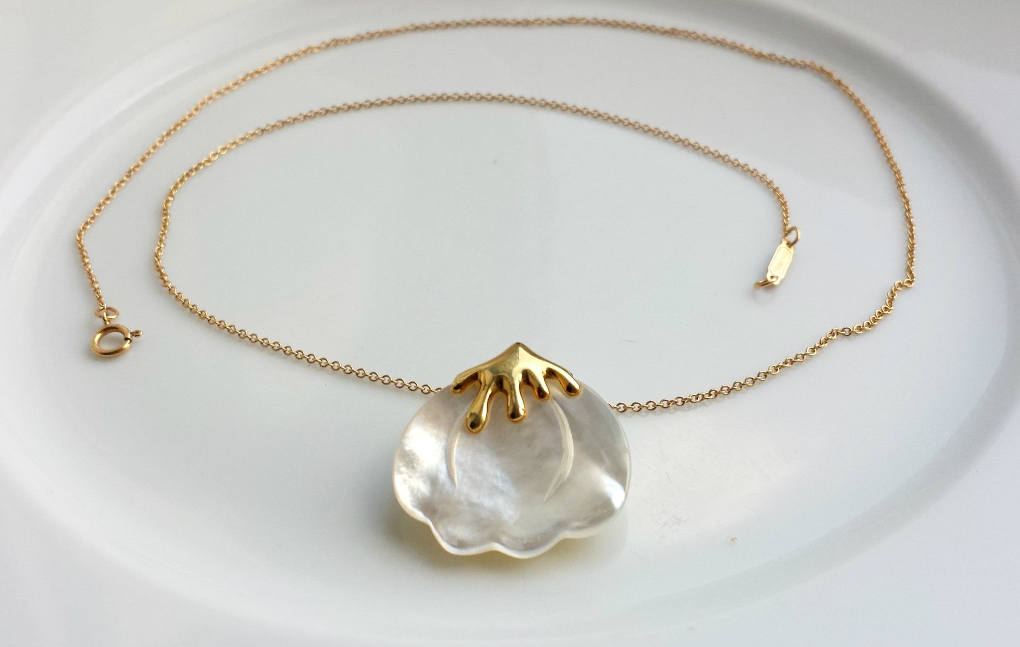 Vintage Tiffany & Co. Angela Cummings Mother of Pearl Lilly Pendant ...