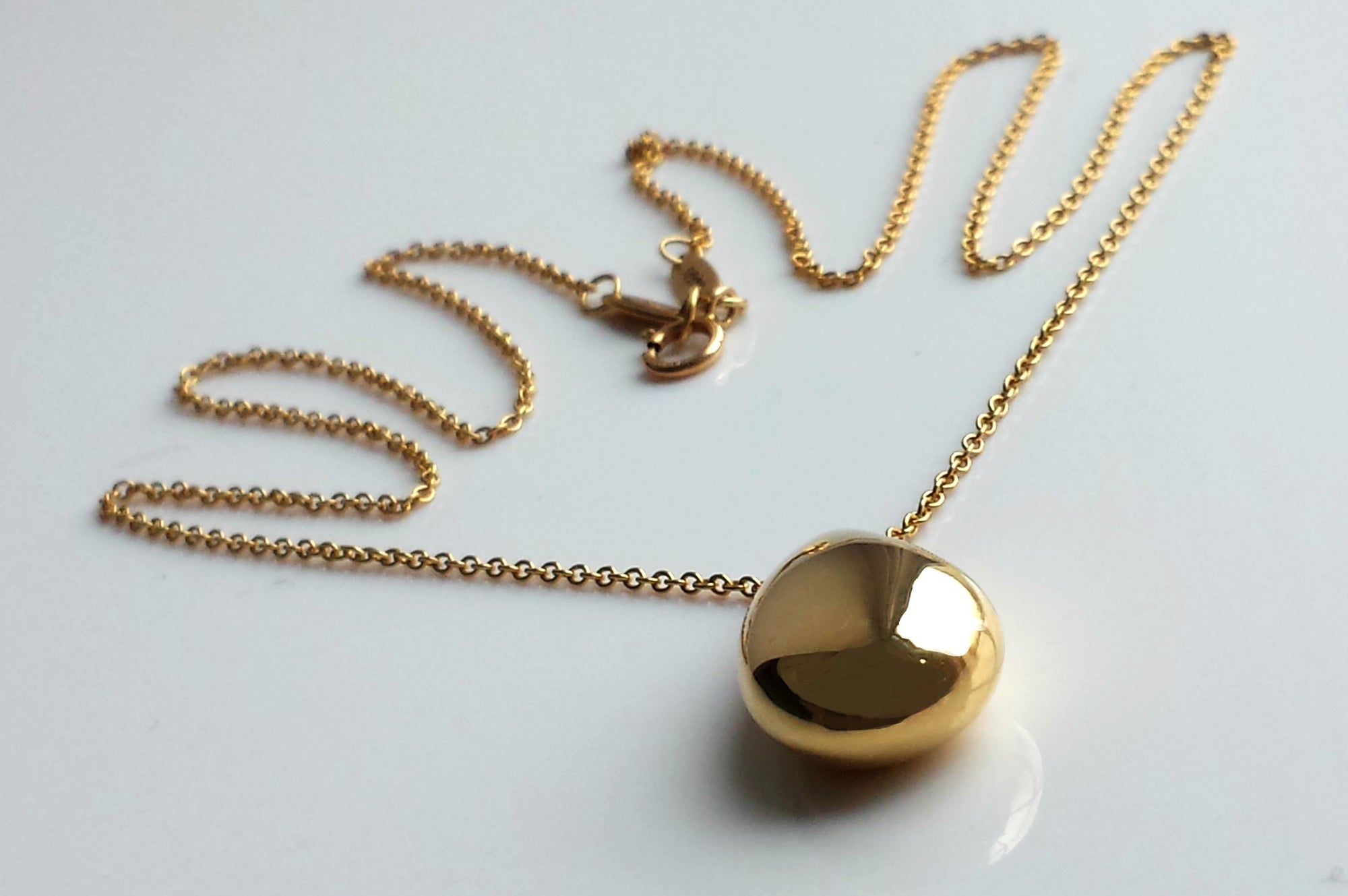 Tiffany & Co. Elsa Peretti Teardrop Pendant / Necklace in 18k Gold ...