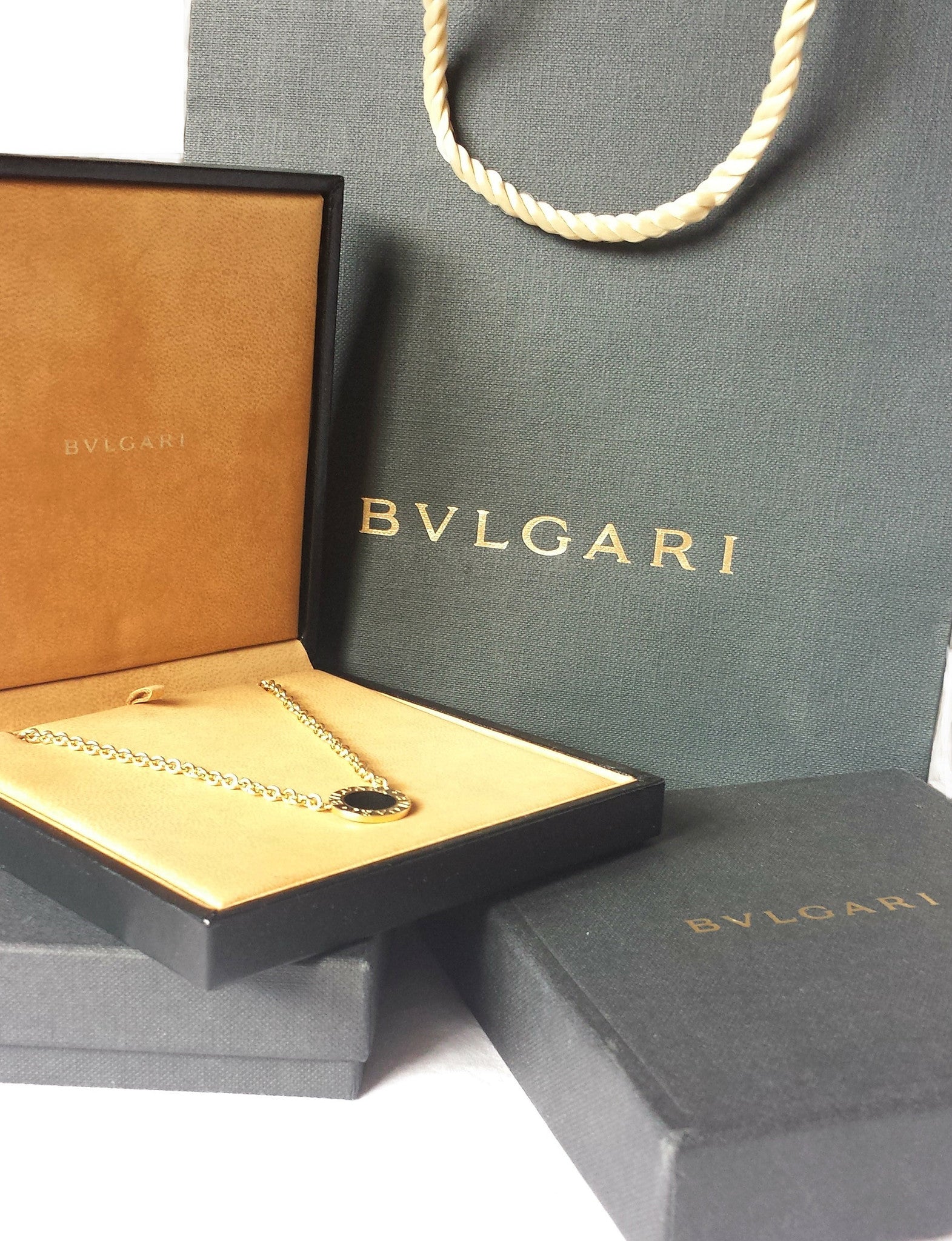 Bulgari Bvlgari Necklace in 18K Yellow Gold & Onyx, 16 inches ...