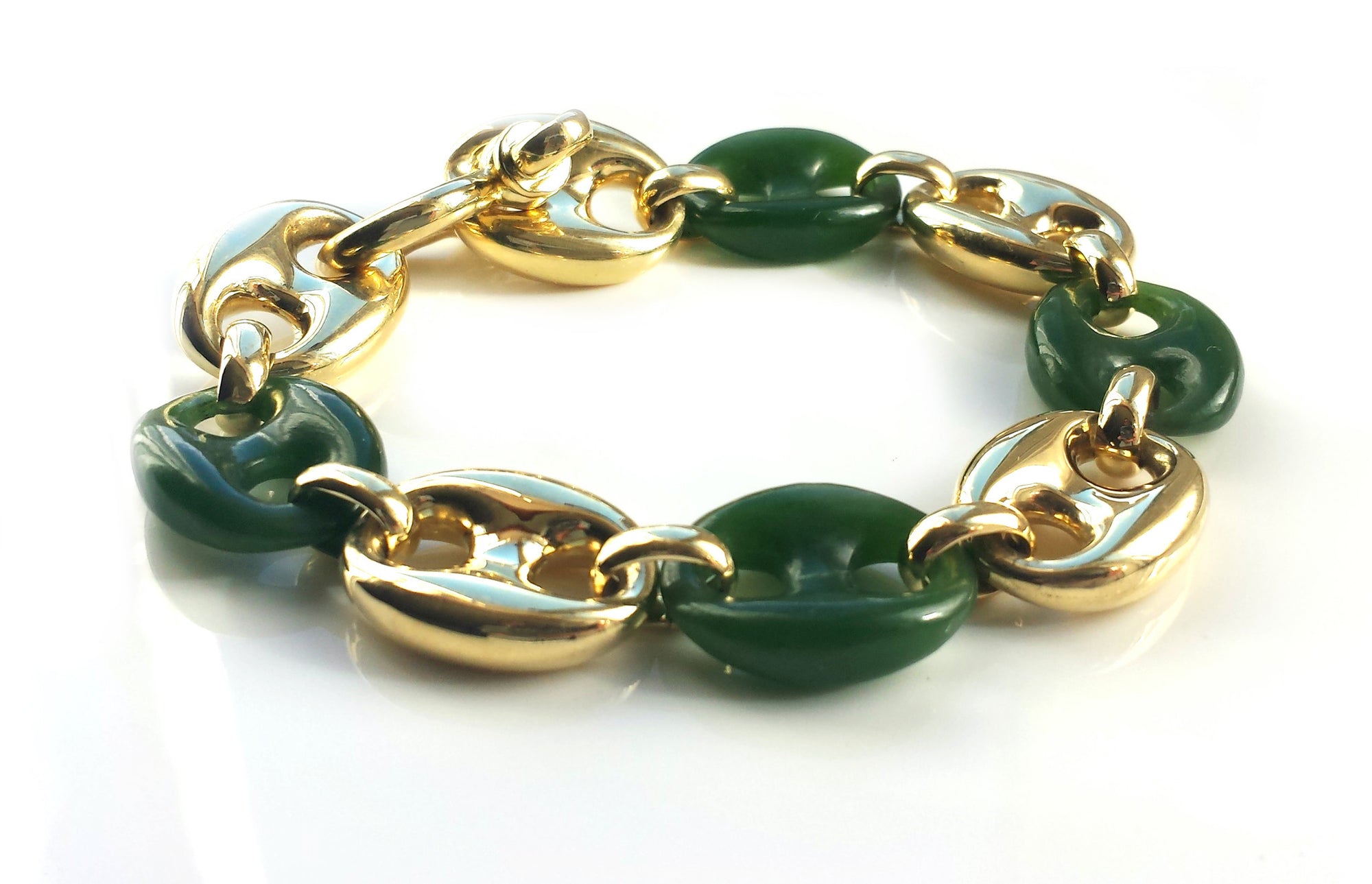 Vintage French 1970s Nephrite Jade 18k Gold Bracelet Oval Links