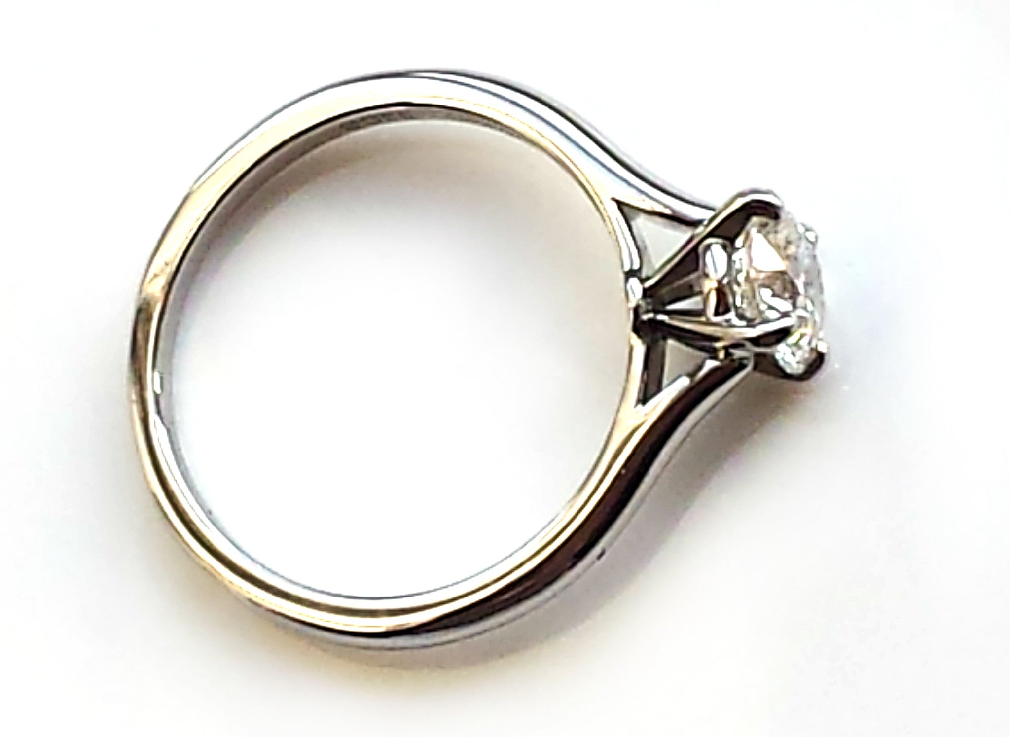 cartier 1895 engagement ring setting