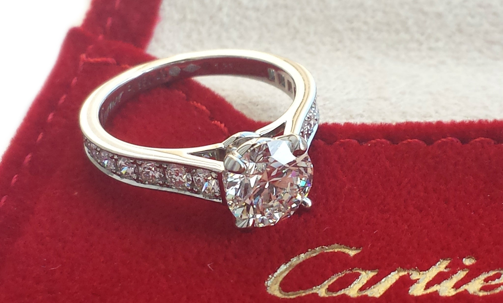 cartier round cut engagement ring