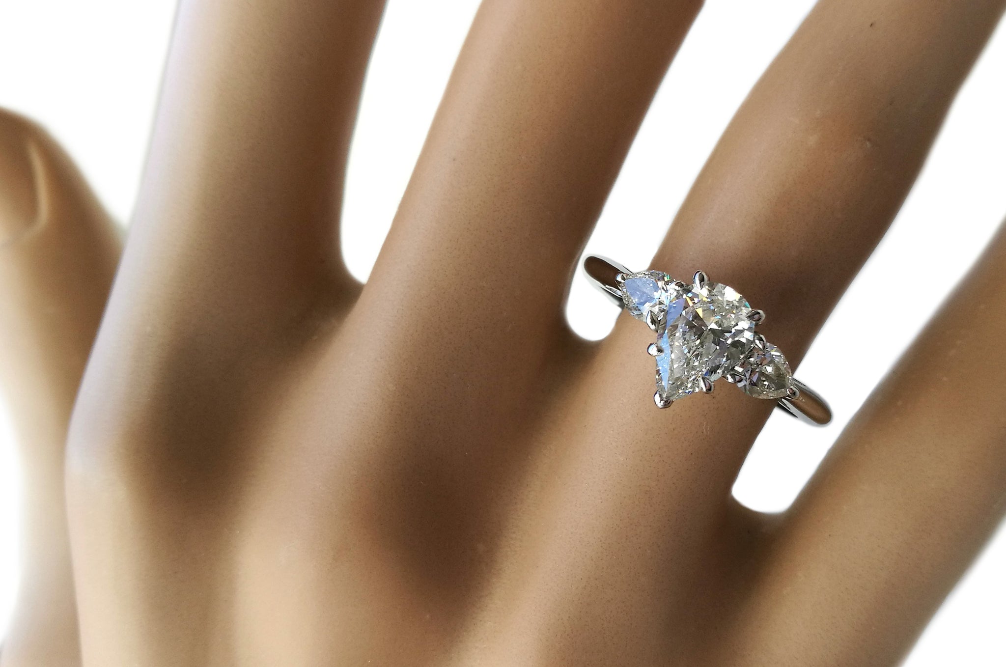 tiffany's pear shaped engagement ring