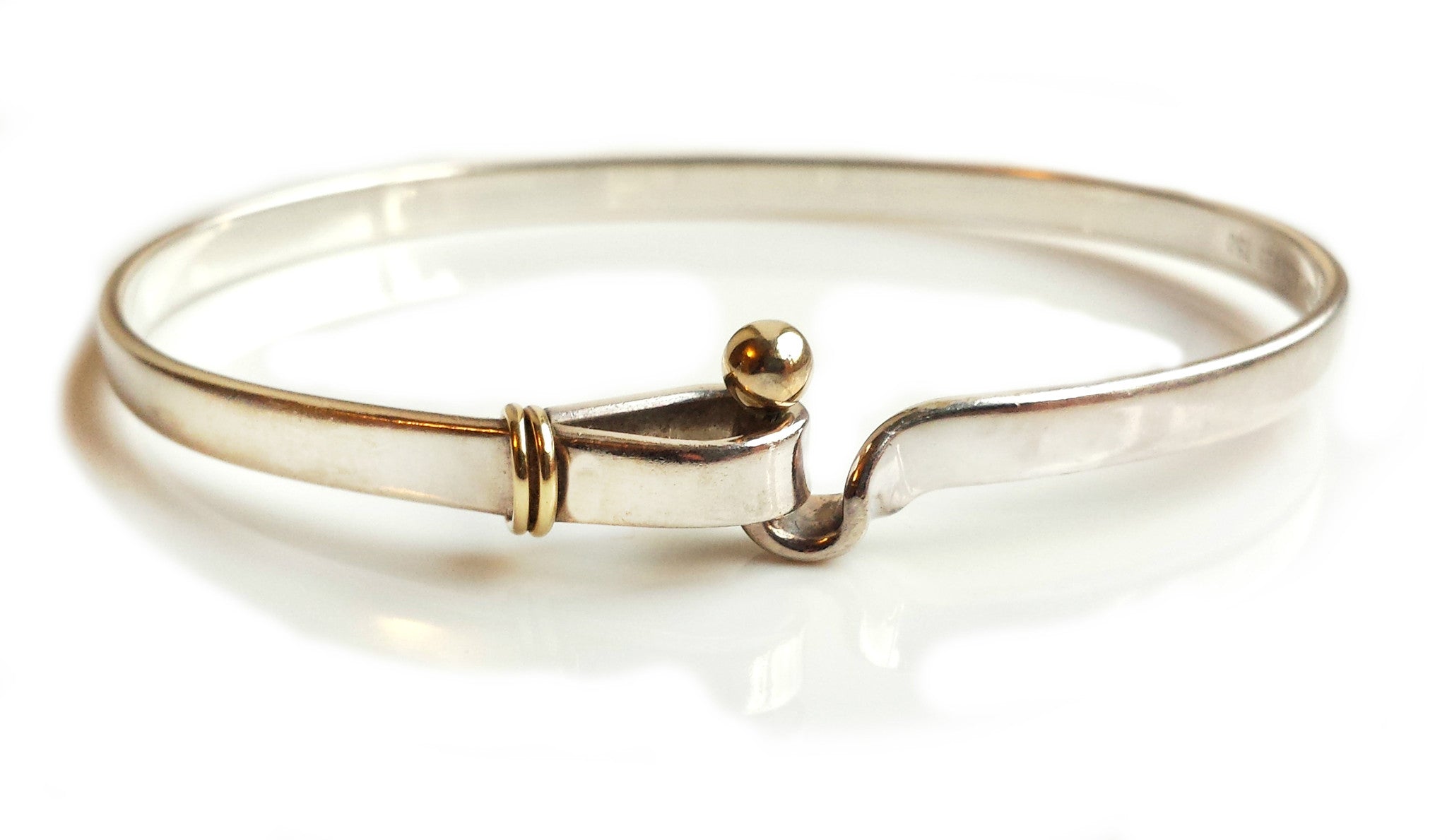 tiffany hook and eye bangle