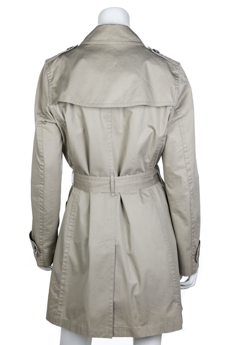 double breasted burberry trench coat