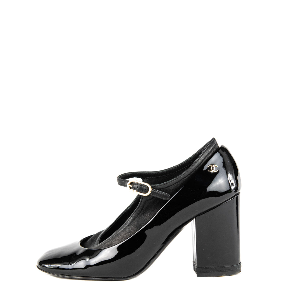 patent leather mary jane pumps