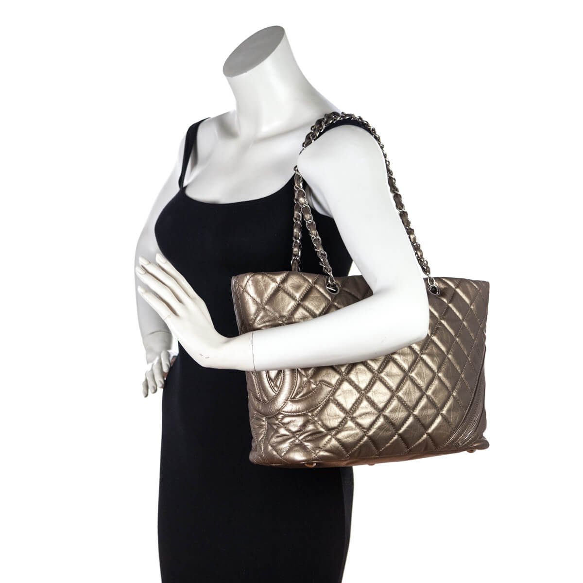 Chanel Metallic Bronze Quilted Aged Calfskin Large Cotton Club Tote