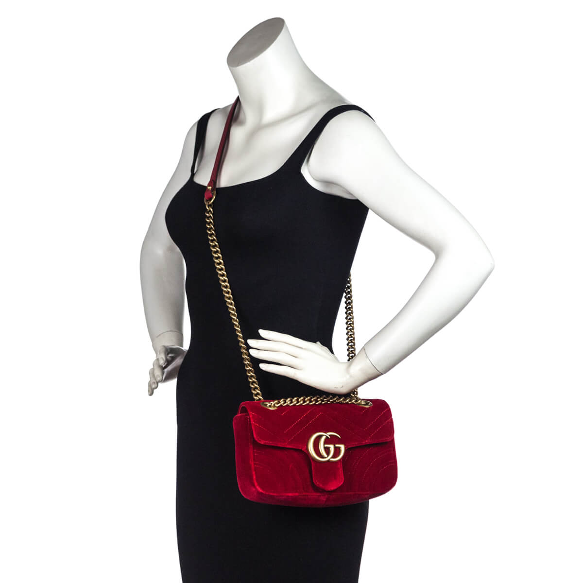 gucci marmont matelasse red