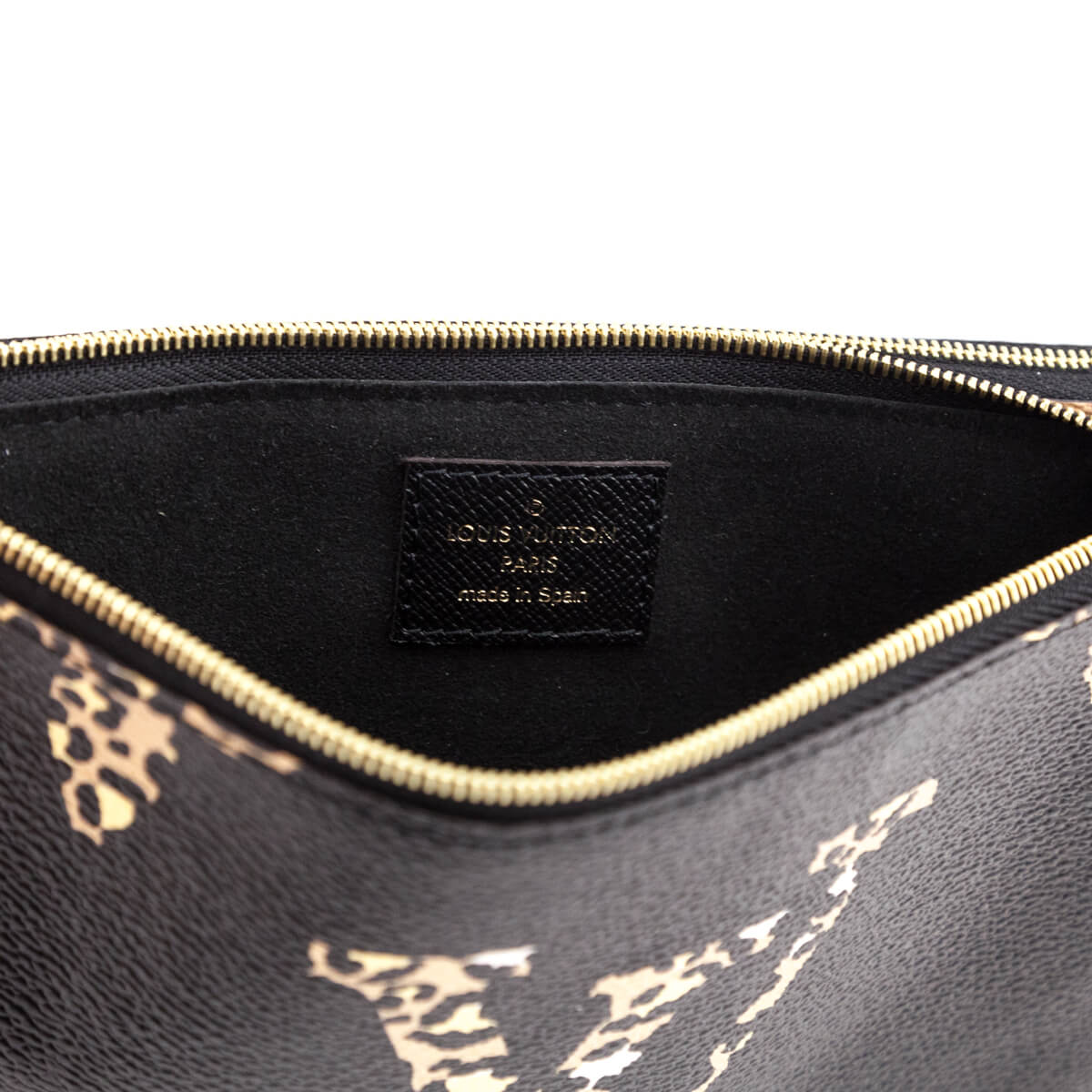 Louis Vuitton Monogram Giant Jungle Pochette Double Zip - LV Handbags