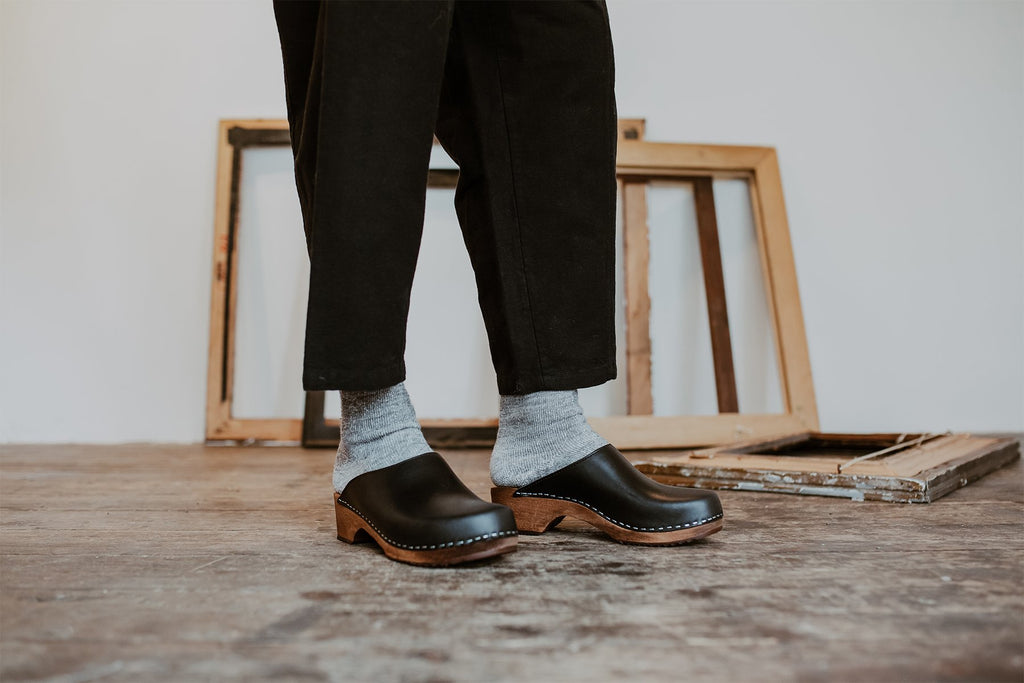 mens swedish clogs