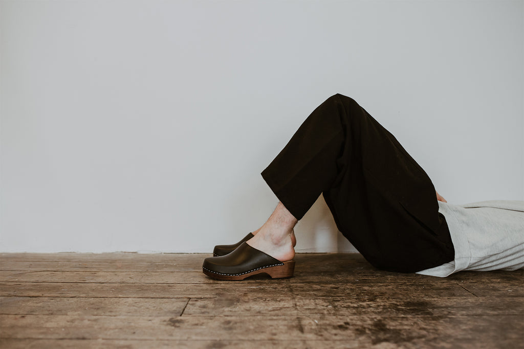 mens swedish clogs