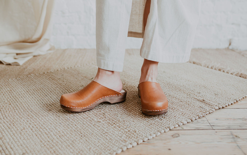 tan clogs