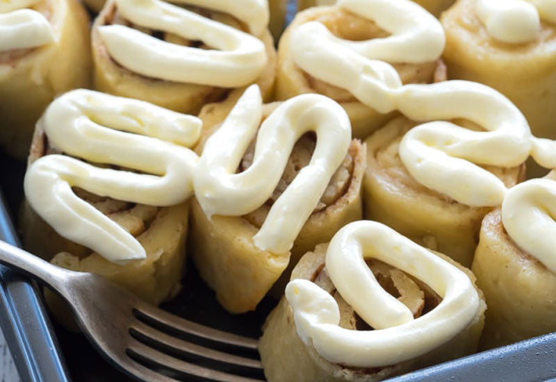 Keto Cinnamon Rolls with Creamy Frosting