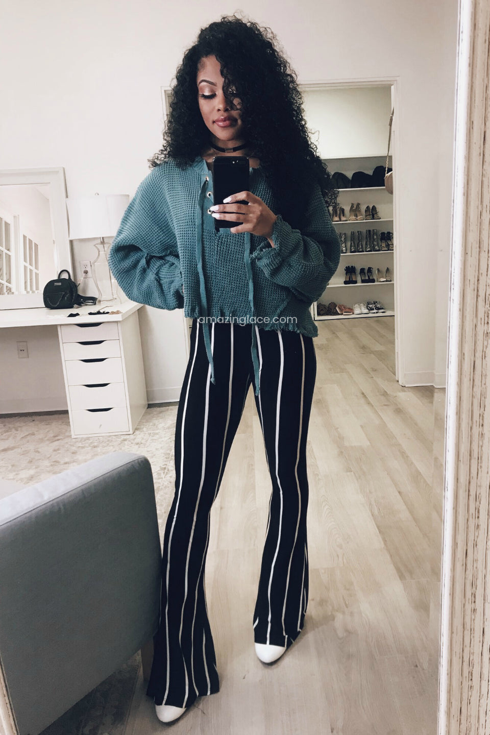 striped pant outfits