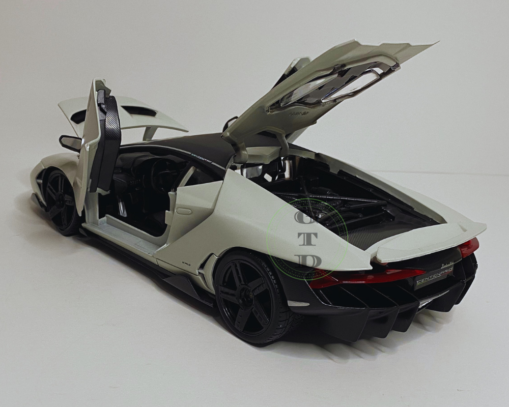 Lamborghini Centenario White Maisto 1:18 Diecast Metal Model Car Speci –  Geek Tech Depot