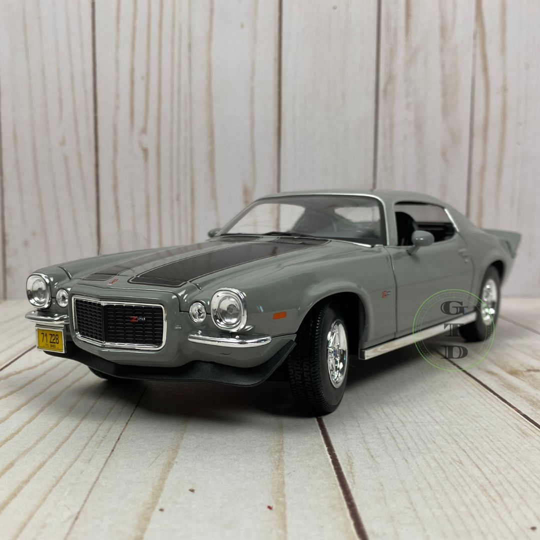 1971 Chevrolet Camaro Z28 Maisto 1:18 Scale Diecast Model Car GM Licen –  Geek Tech Depot