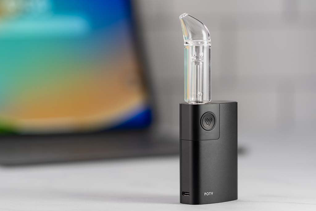 Introducing the Planet of the Vapes Lobo Vaporizer Curved Mini Bubbler