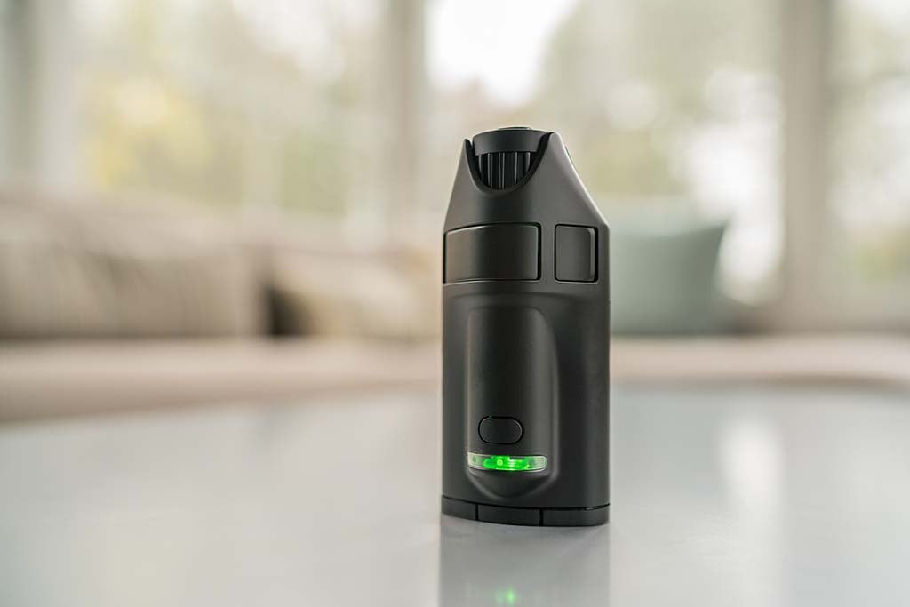 Hands on with the Ghost MV1 Stealth Black - Planet Of The Vapes