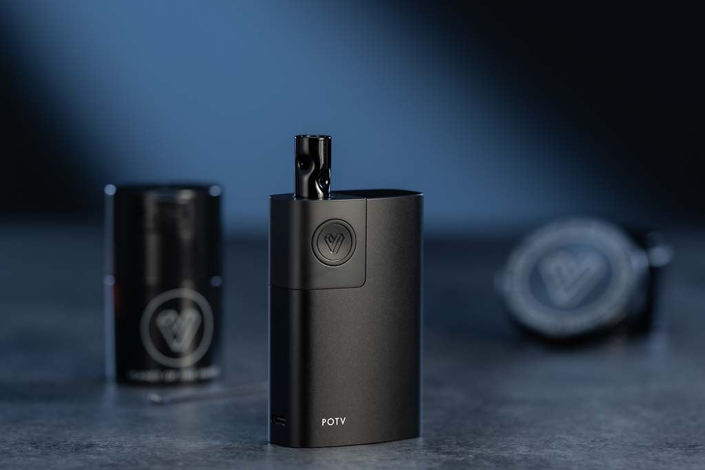 Smoking vs Vaping Dry Herbs POTV Lobo Vaporizer