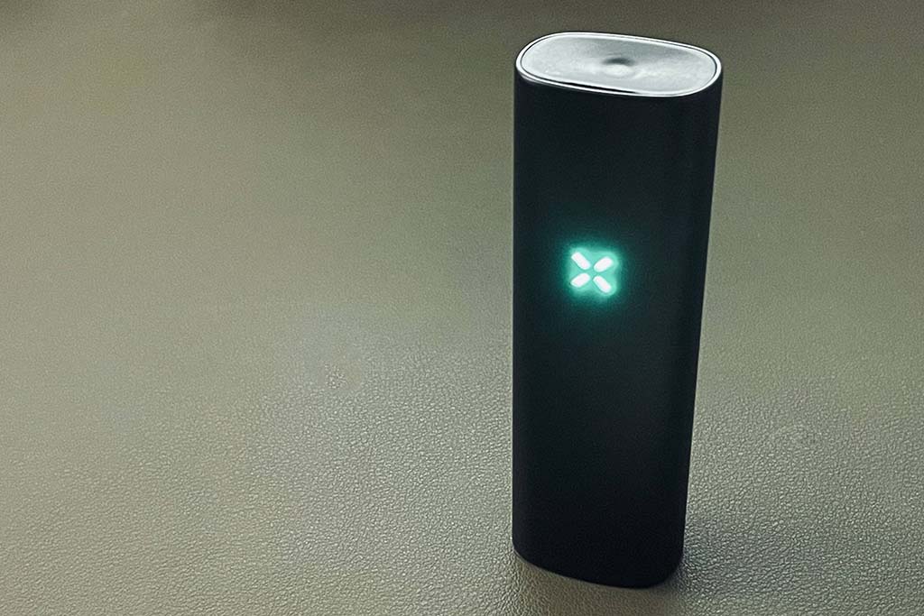 How to Use the PAX Mini Vaporizer  A Quickstart Guide - Planet Of The Vapes