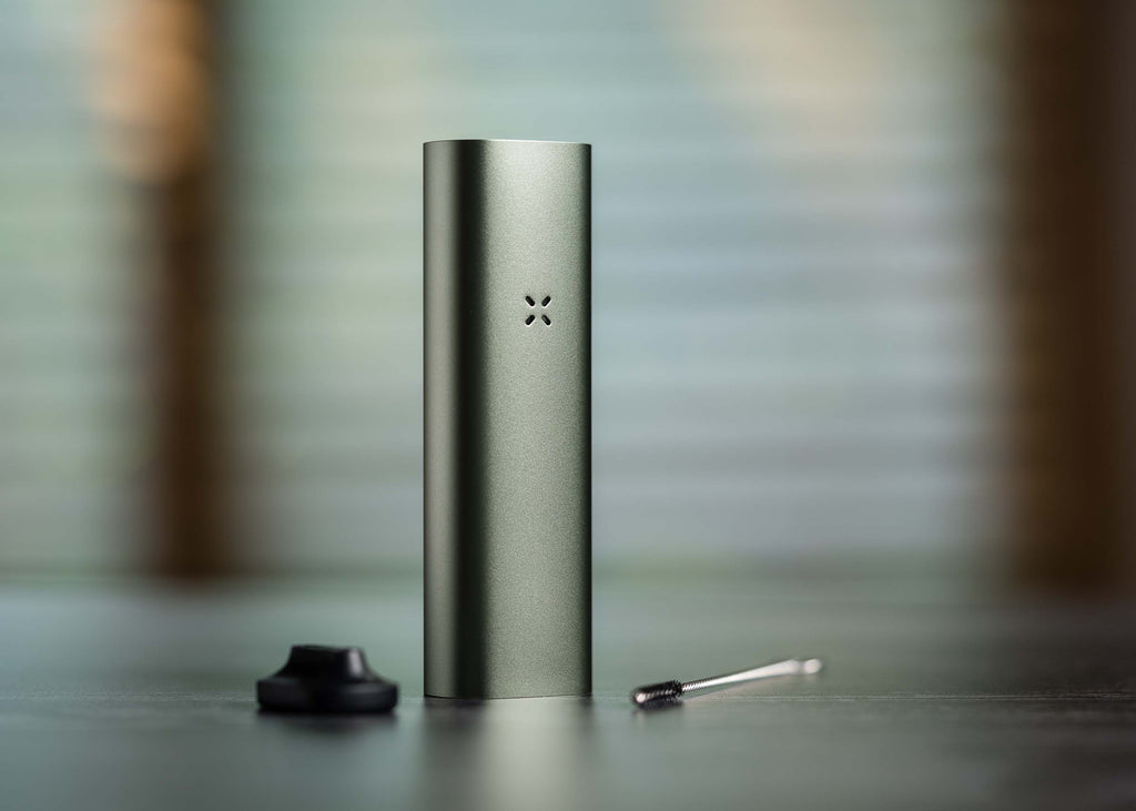 PAX 3 Premium Portable Vaporizer, Dry Herb, Concentrate, 10 Year Warranty,  Complete Kit, Sand : : Health & Personal Care