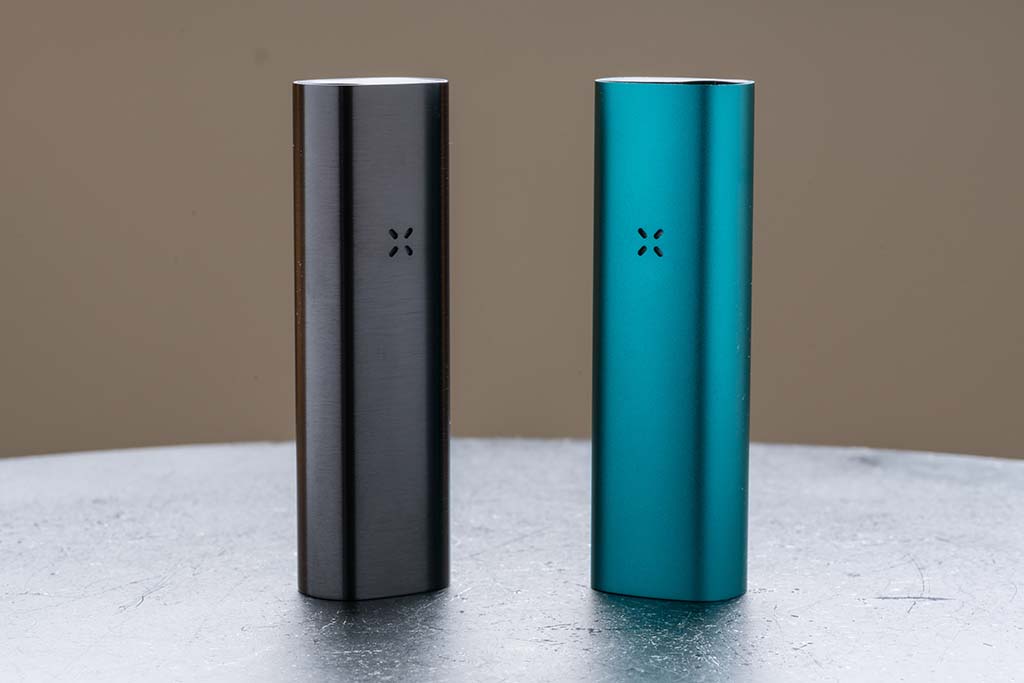 PAX 2 vs PAX 3 vaporizers comparison