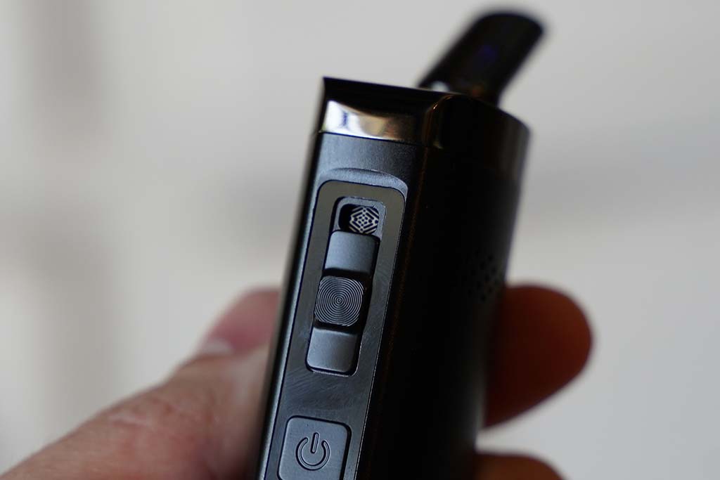POTV XMAX Starry Quickstart Guide Open the Airflow Slider All the Way Open