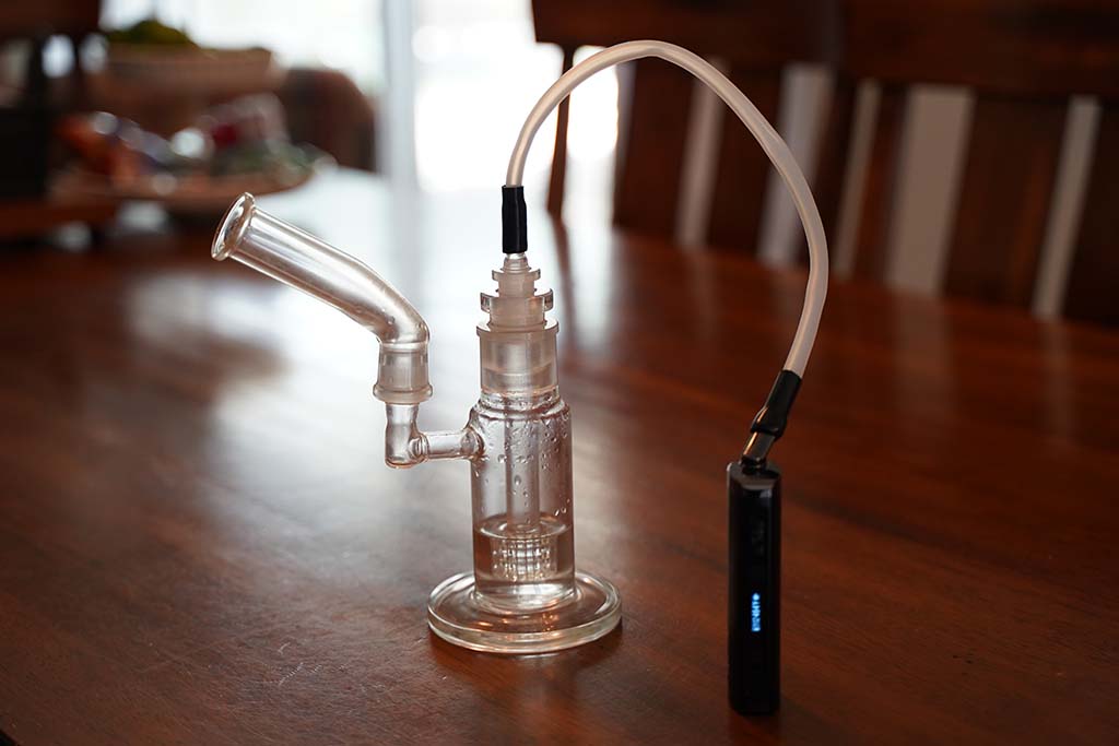 POTV XMAX Starry V4 Vaporizer Review Starry Water Pipe Adapter and Bubbler