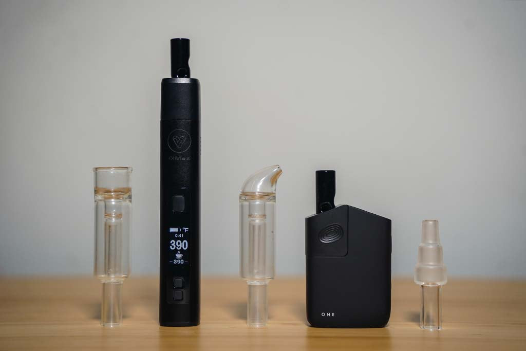 POTV XMAX V3 Pro vs POTV ONE Vaporizer Comparison Glass Accessories