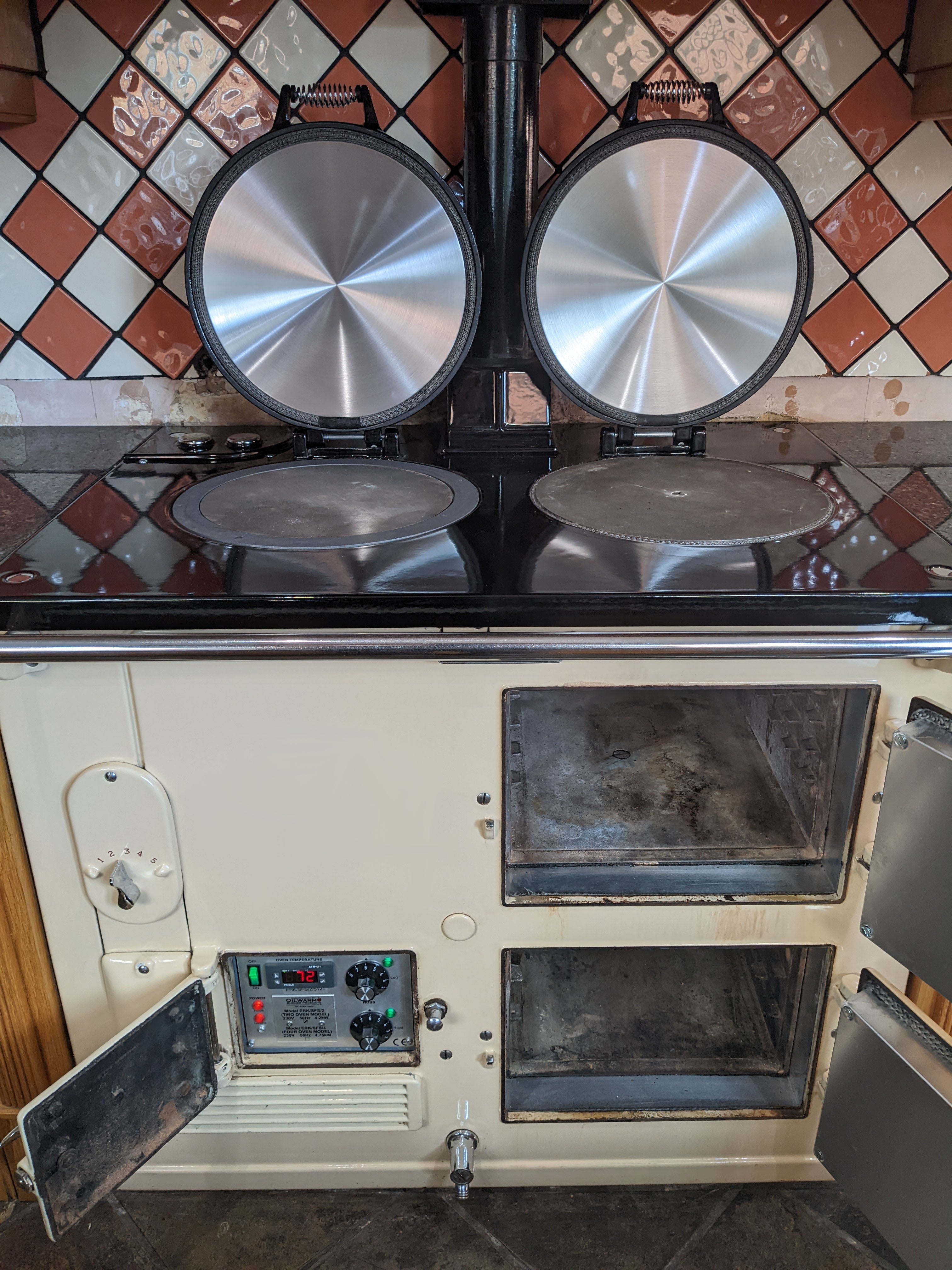 2 oven standard Aga range cooker