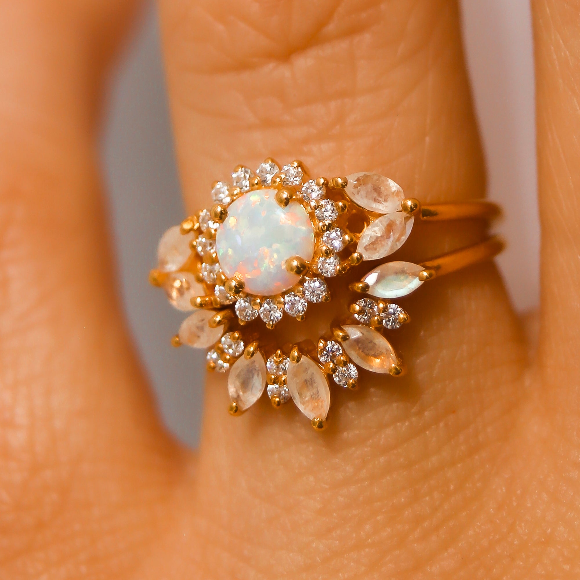 Sunshine Ring with Mother of Pearl Shell | La Kaiser 5