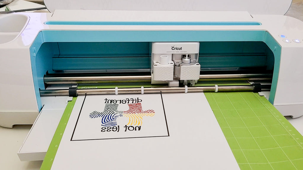 How to Use Heat Press Transfer Paper with Dark and Light Materials - So  Fontsy