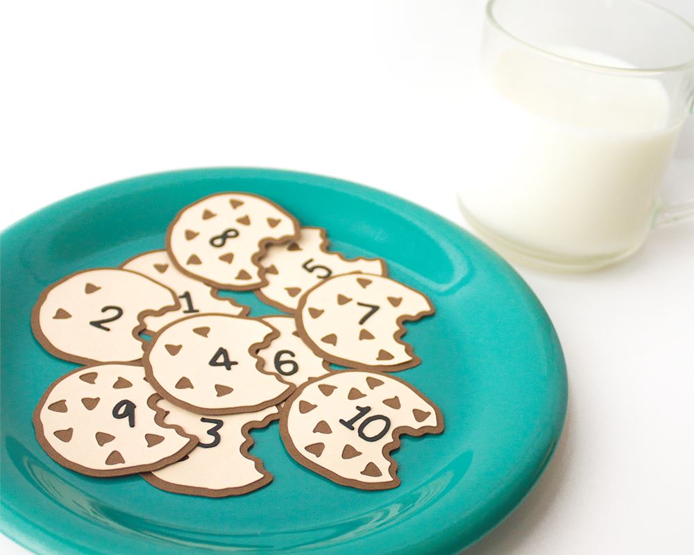 Размякшее печенье игра. Игра крафт печенье. Cookie Plate. Japanese game cookies. Cookies games