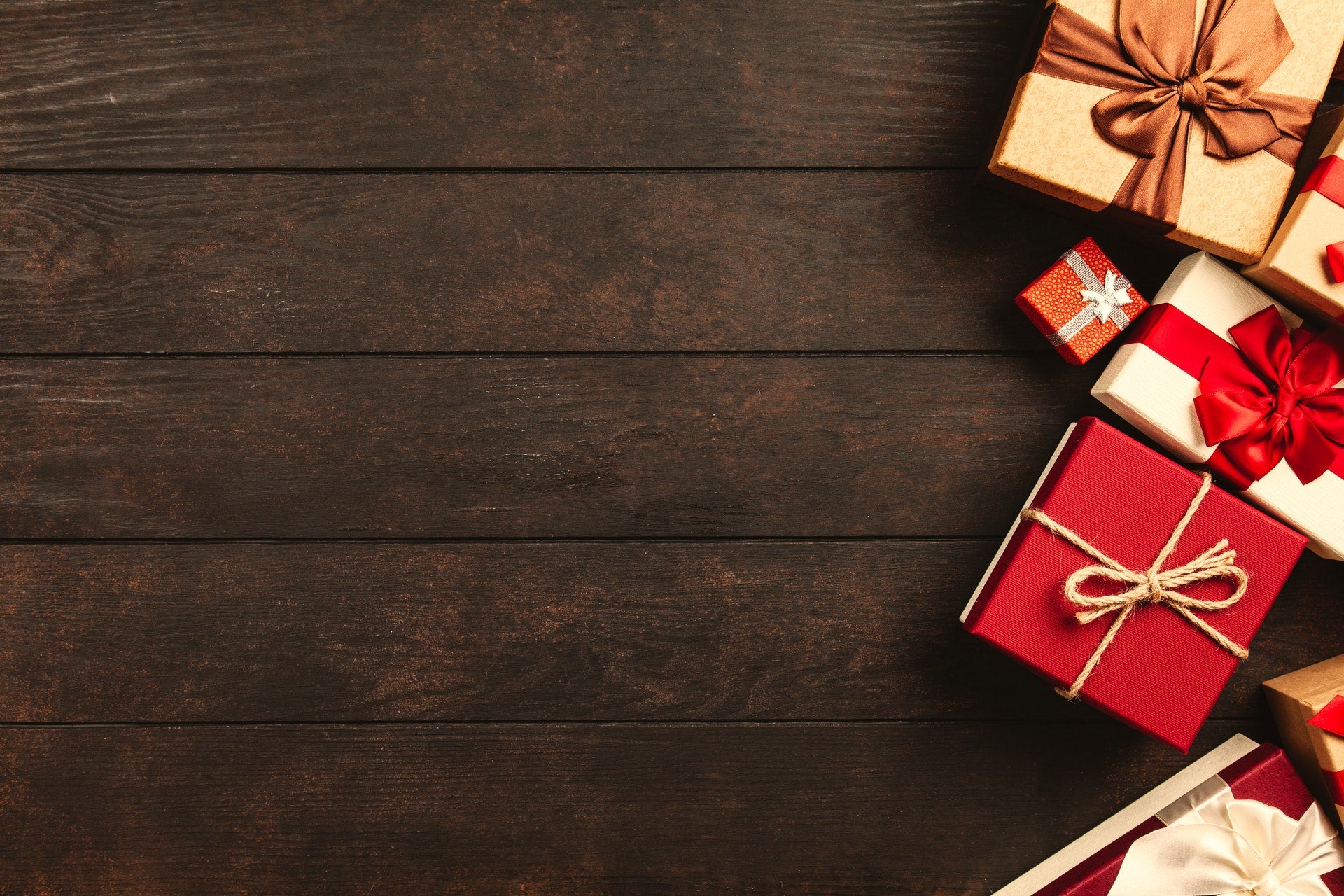 festive and seasonal ecommerce marketing tips - best holiday marketing strategy 