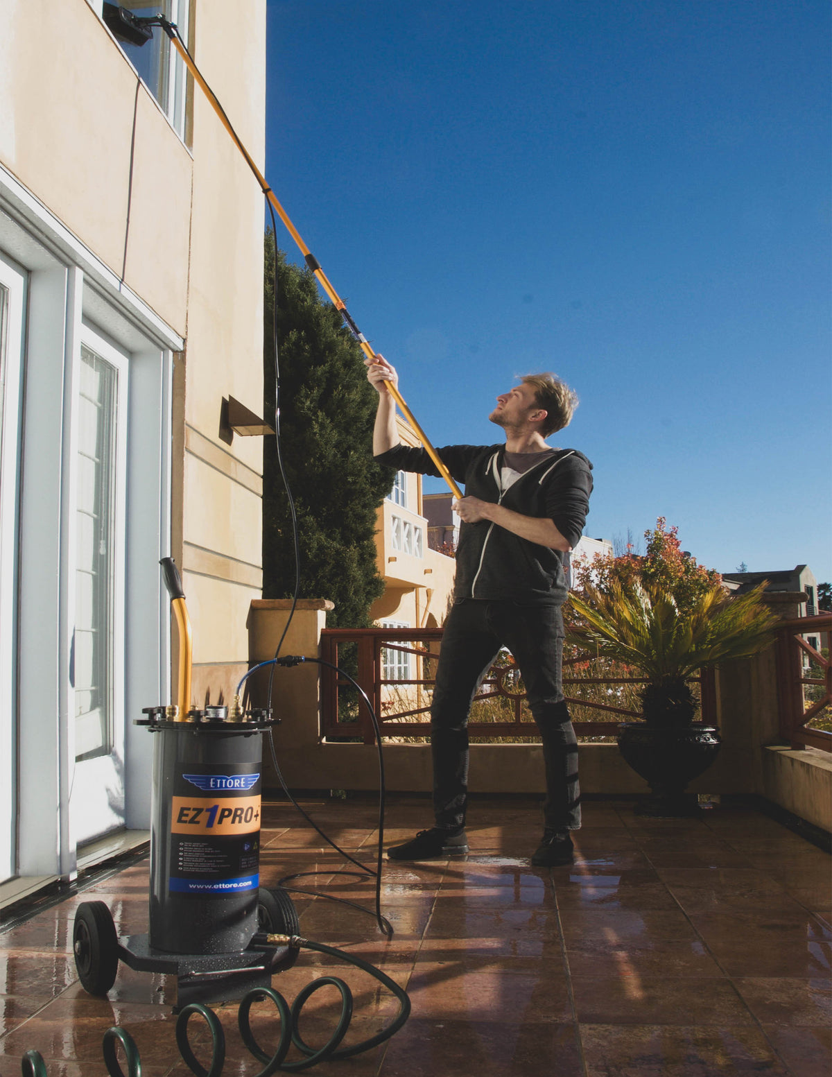 Aquaclean Washing Windows