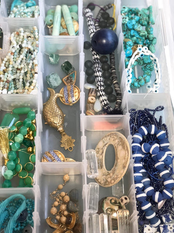 More Cool Jewelry Display Ideas and Tutorials / The Beading Gem