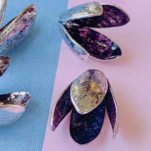 15mm Silver Floral Petal Cap- 4 Pack - Beads, Inc.