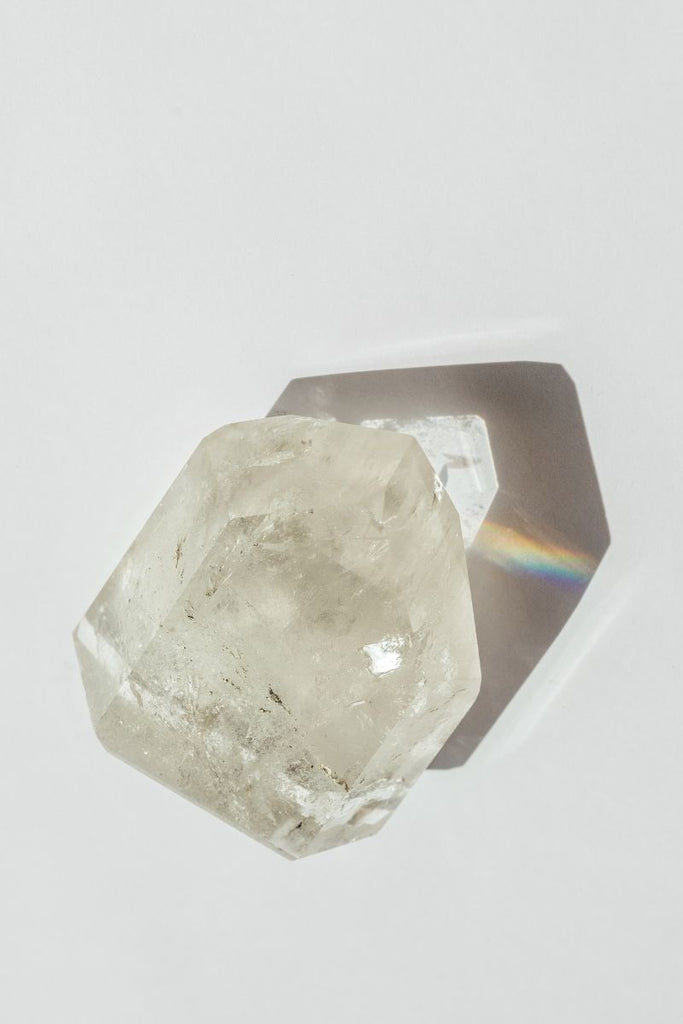 white quartz point meditation