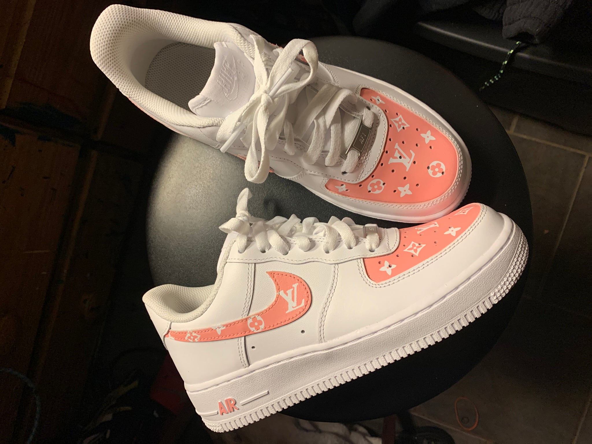 pink lv af1