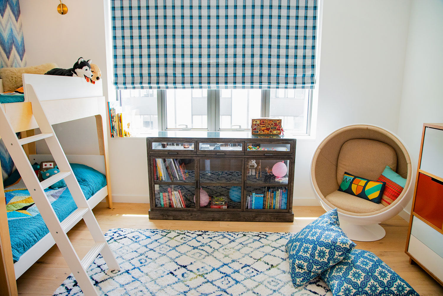 Global Home Interiors-Red Hook Brooklyn Townhouse-Boy's Bedroom